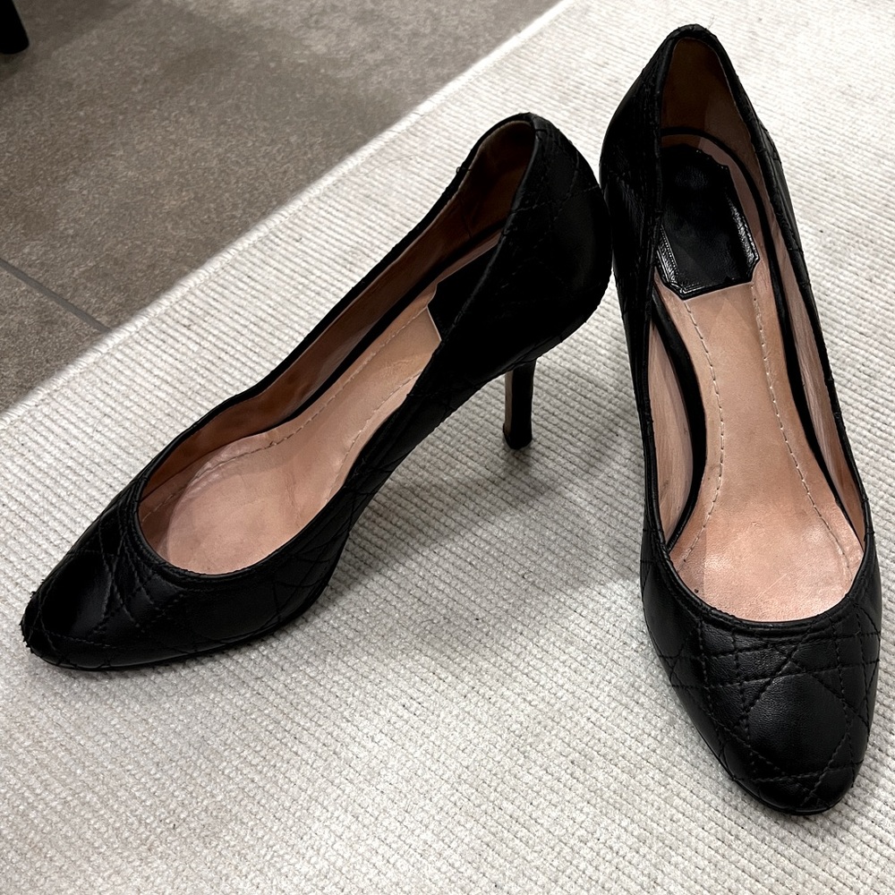 Dior Quilted Pump